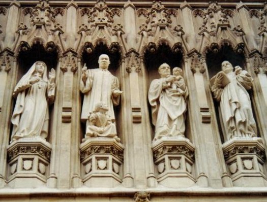 Westminster_Abbey_C20th_martyrs