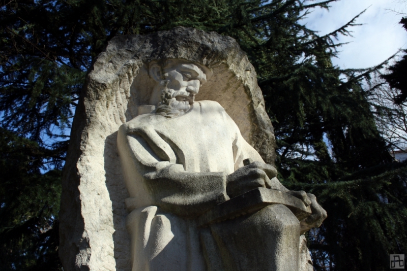 1578046990matija_vlacic_spomenik_velika.jpg