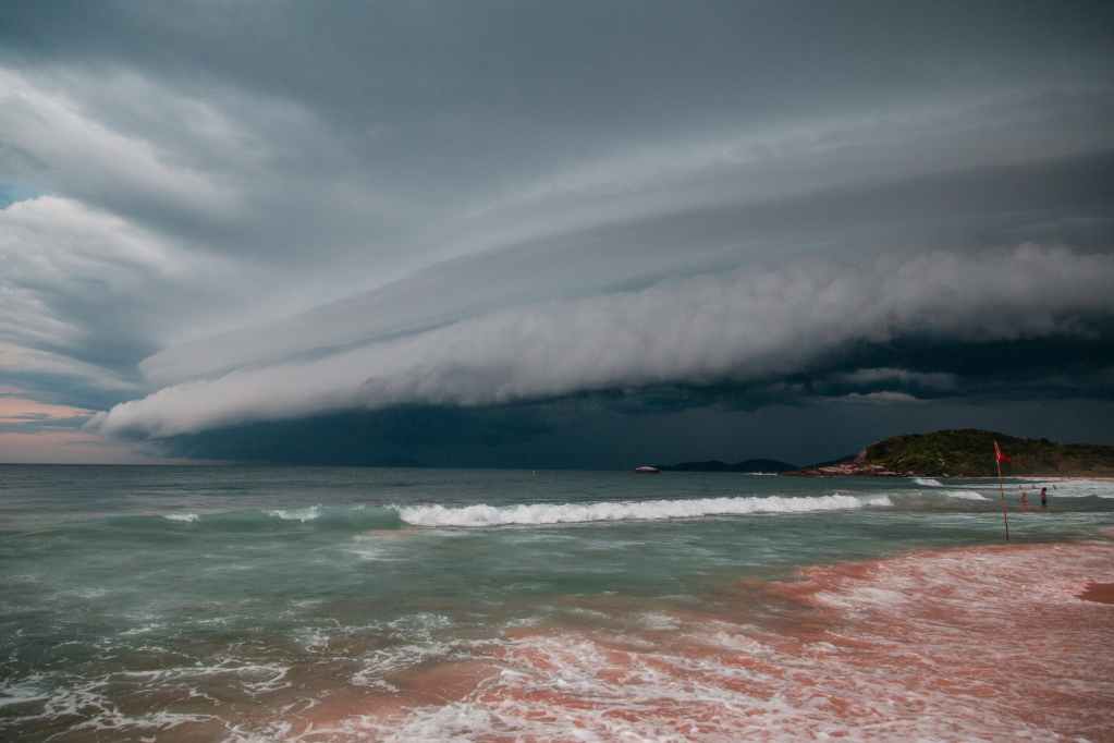 sea under white dramatic sky